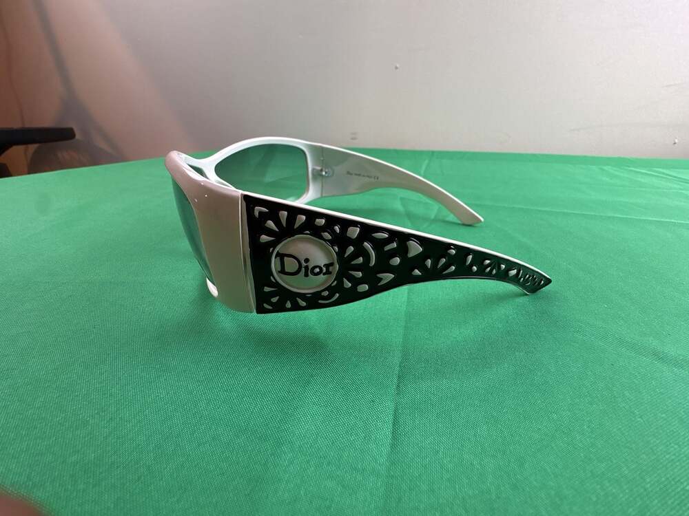 Vintage Christian Dior 0702 White Shield Mask Sunglasses - Picture 2 of 5